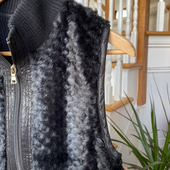 Faux fur vest - Picture 4 of 9